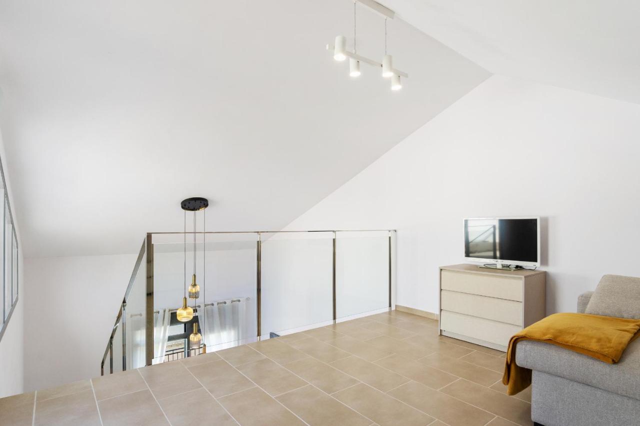 Cb Living - Cosy Loft With Terrace, Villamartin لقنت المظهر الخارجي الصورة